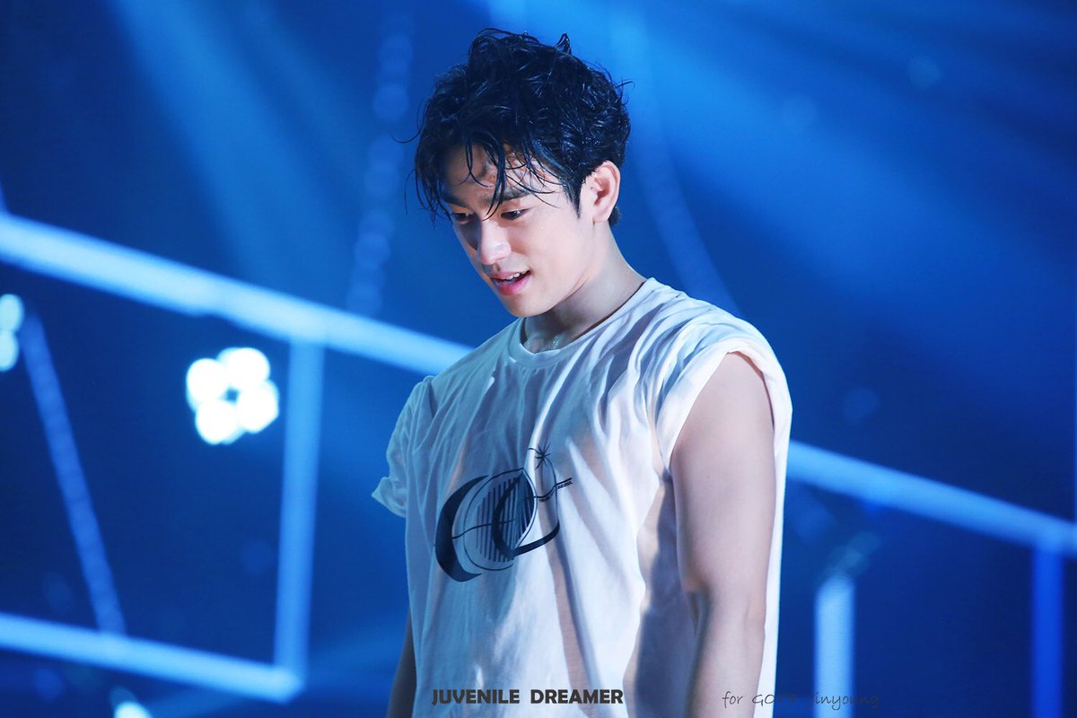 JD940922's tweet photo. 190616 GOT7 Keep spinning in Seoul
❤️박진영 짱이다❤️
#GOT7    #갓세븐    #진영 #박진영 #Jinyoung
#GOT7_KEEPSPINNING 
#GOT7WORLDTOUR https://t.co/o1tdwkAlxo