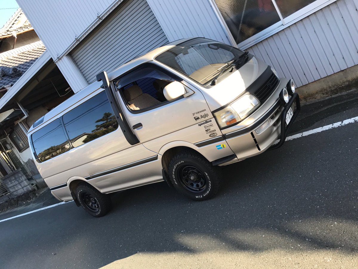 ハイエース100系 バンパーガード-