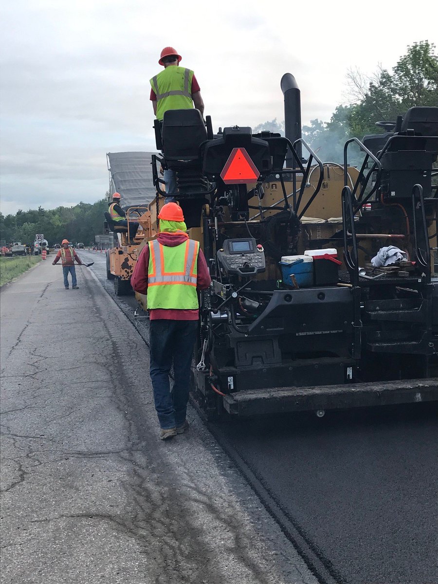 NYSDOTBuffalo's tweet photo. The first day of paving on northbound NY Route 400 began today in the towns of Elma and Aurora - 13 dump trucks full of hot mixed asphalt are on site and ready to roll https://t.co/k9IIa5ZsZY