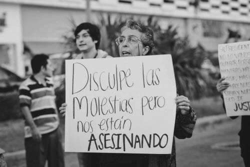 bibi_dure's tweet photo. Un femenicidio x día no es CASUALIDAD es un problema SOCIAL
#Niunamenos https://t.co/6VciRcjDGD