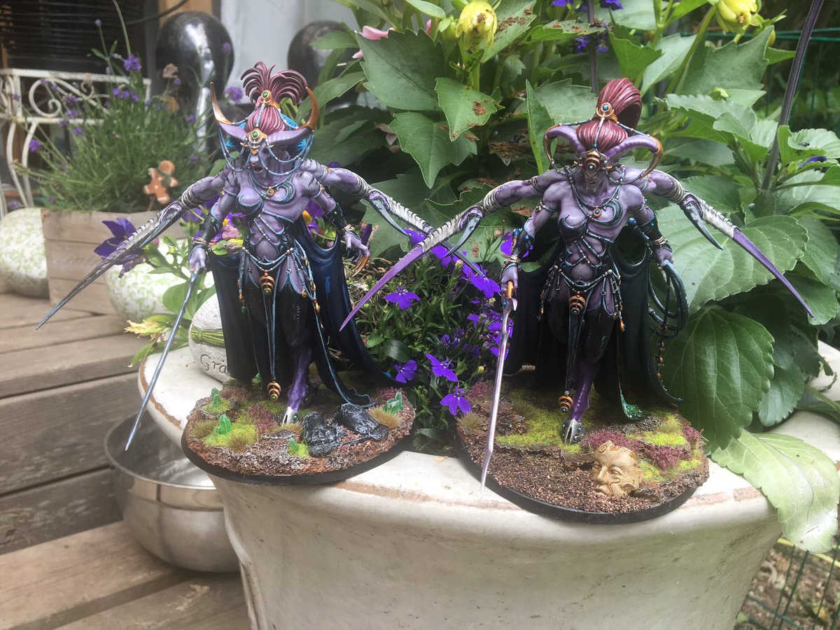 VargormArt's tweet photo. My keepers of secrets nicknamed (from the left to tight) Mah’tildaah and Line’jha. https://t.co/0p6aGnPAjZ
