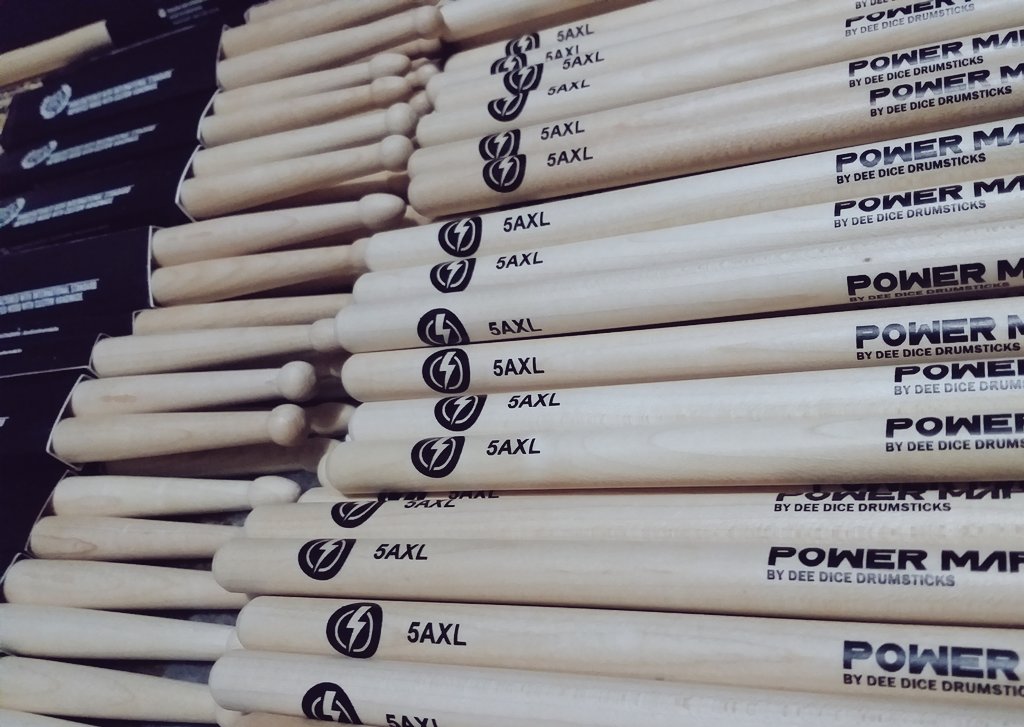 DeeDiceDrumsticks tweet media