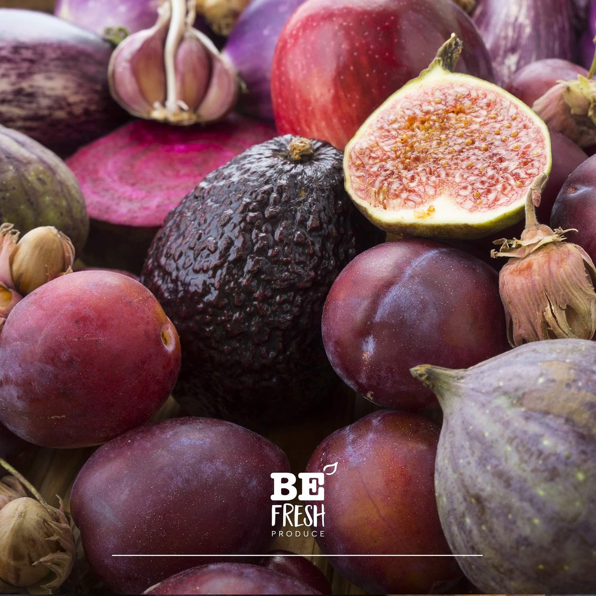The dyes in dark blue and purple fruits and vegetables are called anthocyanins. They give blueberries, beets and red cabbage not only that beautiful deep color, but also work as powerful antioxidants.
#healtbenefits #purplefood #purplefruit #purplevegetables #healthyfood #fitlife