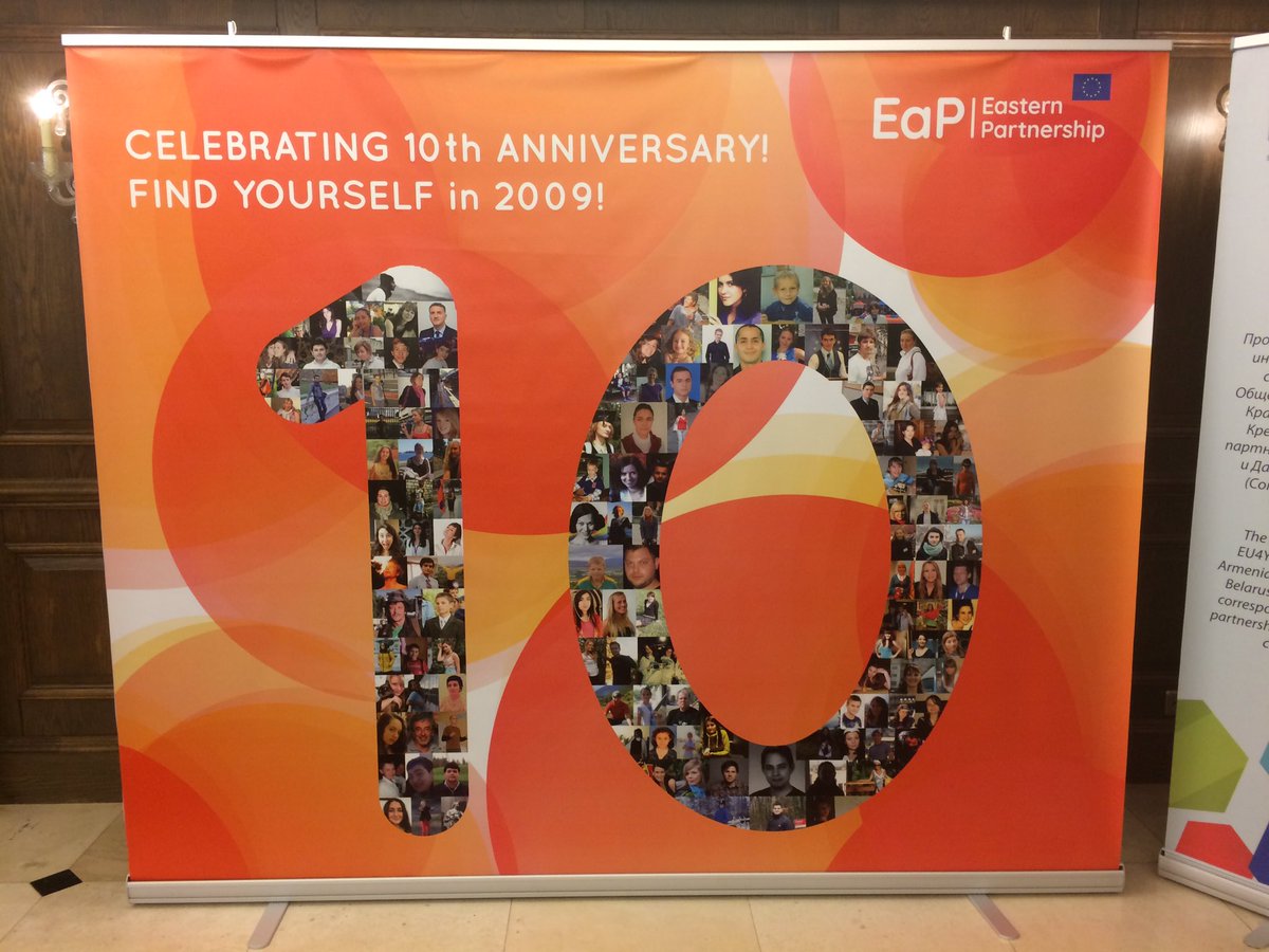 BobaMBaluchova's tweet photo. Discovering the learning islands, infostands & functional spaces related to #EaP & the topics, as well as challenges of #EaPyouthForum. There is also a photo-booth & pop-corn here, yes!!
#EasternPartnership #MediaAboutDev #salto #eap2019 #ErasmusPlus #mediaLiteracy #eapYouth https://t.co/Q3yWfXV6fx