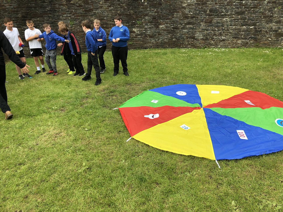 tybred2017's tweet photo. More lovely activities as part of #CaerphillyCleanAirWeek https://t.co/QsooSEH0fv