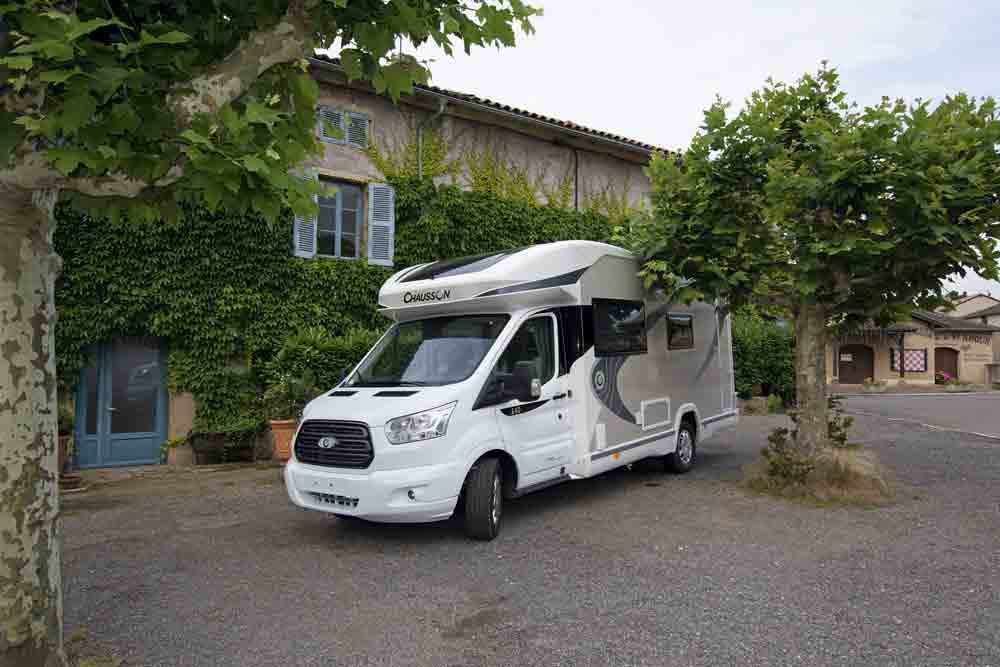 Chausson_cc's tweet photo. @Chausson Titanium 640, Best new motorhome without fixed bed over £50k !! 😊 by What Motorhome magazine #chaussoncampingcar #motorhome #chaussonmotorhome https://t.co/1M3MiQm0e1 https://t.co/1Plcc3q7VI