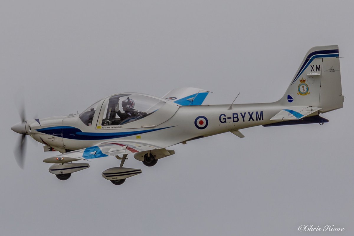 cjh3051's tweet photo. Tutor Display #avporn #avgeek #aviationphotography #aviation #aircraft #airshow #aerobatics #canoneos #duxford #grobtutor #liveforthestory #planespotting #photography #potn #royalairforce #sigmauk #sigmaphoto #teamcanon #tutor #tutordisplay @RoyalAirForce @RAFTutorDisplay https://t.co/1t19ehGFMW