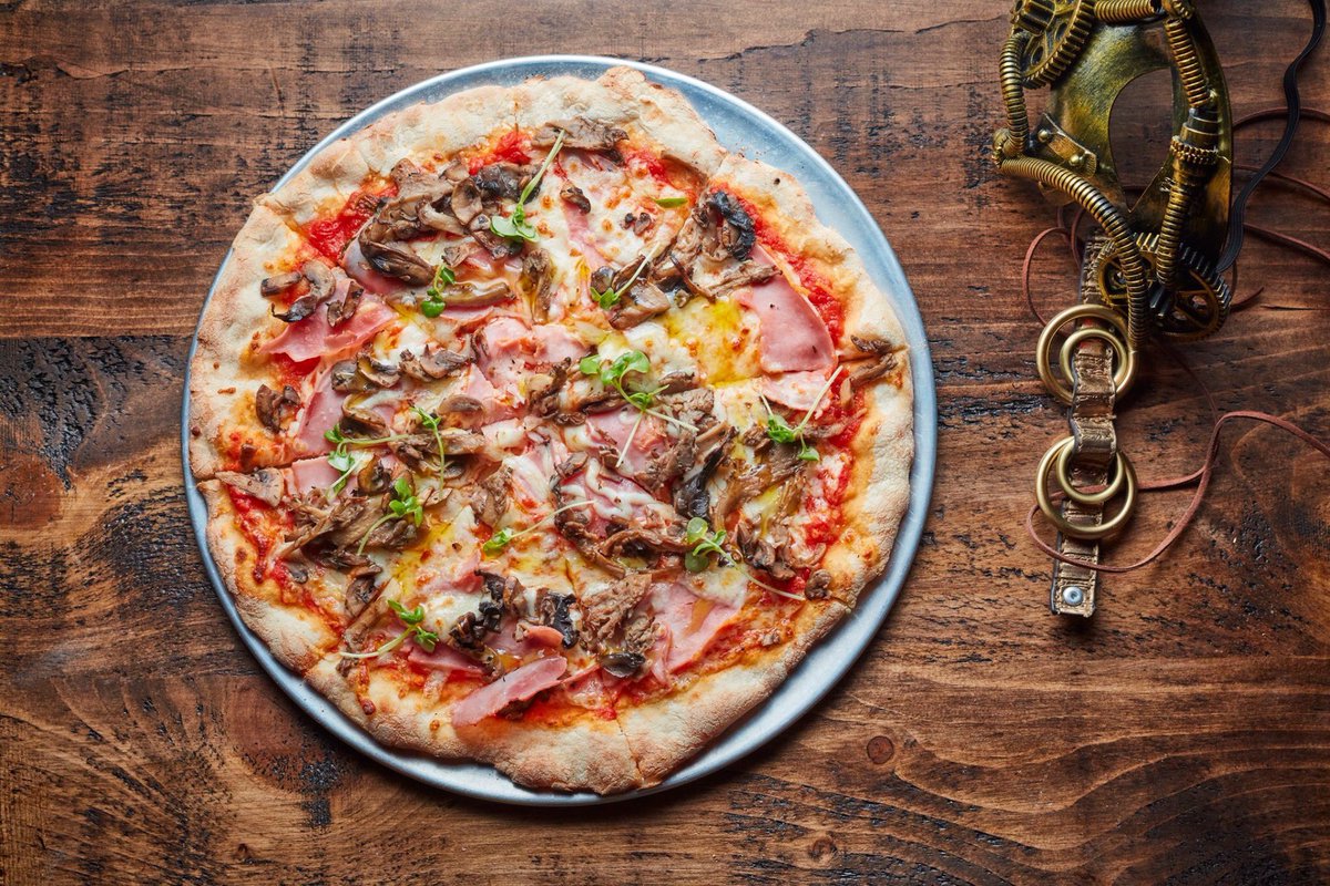 TWOTWexperience's tweet photo. 50% OFF PIZZA THIS THURSDAY AND FRIDAY! 🍕
@ The Spirit of Man (56 Leadenhall Street) 🍕
Offer available Thu 20th &amp; Fri 21st June 1pm - 4pm 🍕
#TheSpiritOfMan #Pizza https://t.co/0TYivqqw3D