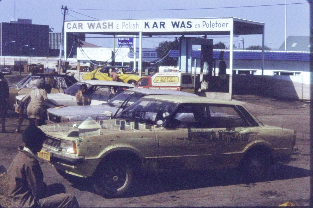 #RuskinPrize Shortlist! We're pleased to present <a href="/EHagikalfa/">Evagelia Hagikalfa</a>'s work 'Microcosmos', an assemblage installation, consisting of a series of light-boxes based on the philosophical idea of the Macrocosm/Microcosm - portraying our environment as an ideal world.
bit.ly/2MzD2RU