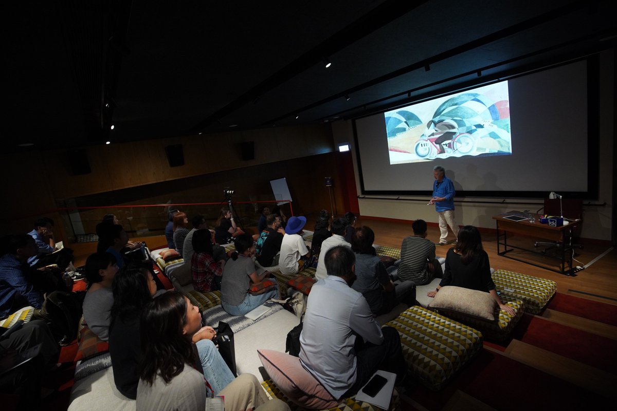 KODW_HKDC's tweet photo. “Children can imagine a lighter as an airplane while the adult don’t.” By Javier Mariscal
Discover more at: https://t.co/tQHRkDSFBt
@MariscalOficial #KODW #JavierMariscal #EstudioMariscal #KODW2019 #DesignDigitalFutures #MoveinHongKong #illustration #drawing #hongkong #hk https://t.co/Kqiax9uOgH