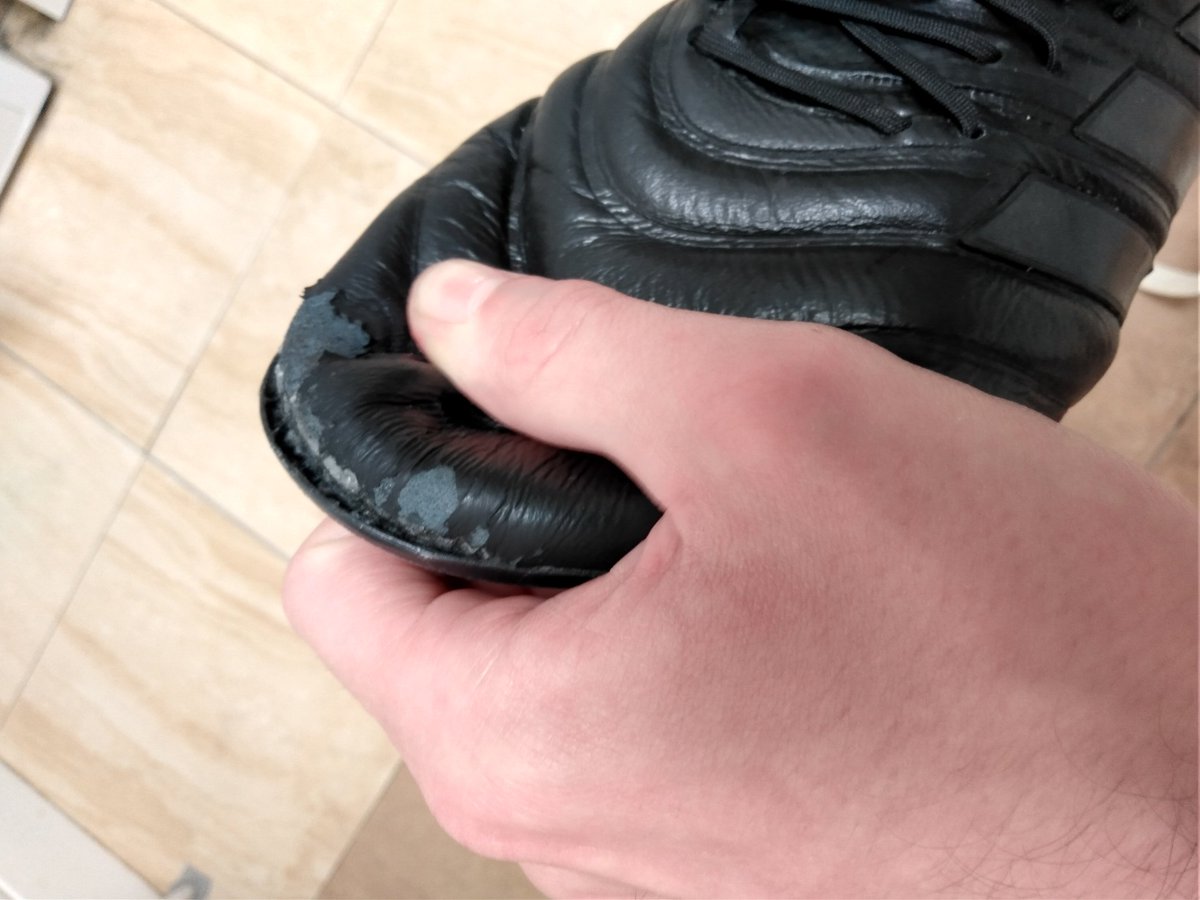 basesixtyfour's tweet image. Why is it that every pair of Copa 19.1 I buy breaks after less than 3 months use? These boots aren't cheap and this should not be happening every time! @adidasEUhelp @adidasUK @adidasfootball