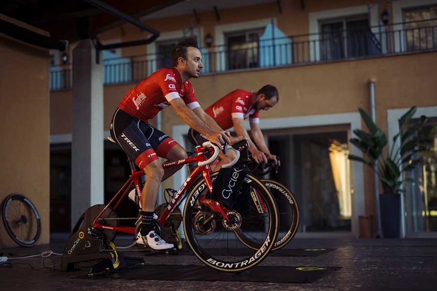 wheels_bikes's tweet photo. 🔴 دعوة عامة لجميع الدراجين  غدا الاربعاء لحضور ورشة عمل عن : 
كيفية استخدام جهاز التدريب المنزلي 
بالتعاون مع فريق تريك السعودية 

مقدمي الدوره :
عمر الجارالله 
عبدالله بن فايز 
ريان الخويطر

⌚7.30م 

📍محل عجلات فرع الياسمين https://t.co/ap9HwiiteA