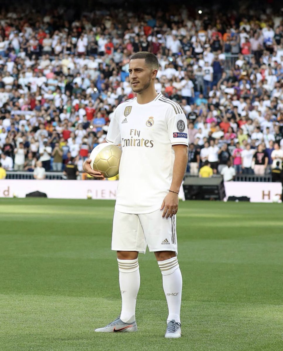 ambersport_pl's tweet photo. Nowa era🤔 @hazardeden10 👉🏽 @realmadrid 🔥🤯🤩🔝🔜...🔓

#NewEra #WelcomeHazard #RealMadrid #ambersportlife #ambersportpl https://t.co/C1pZynQcMU
