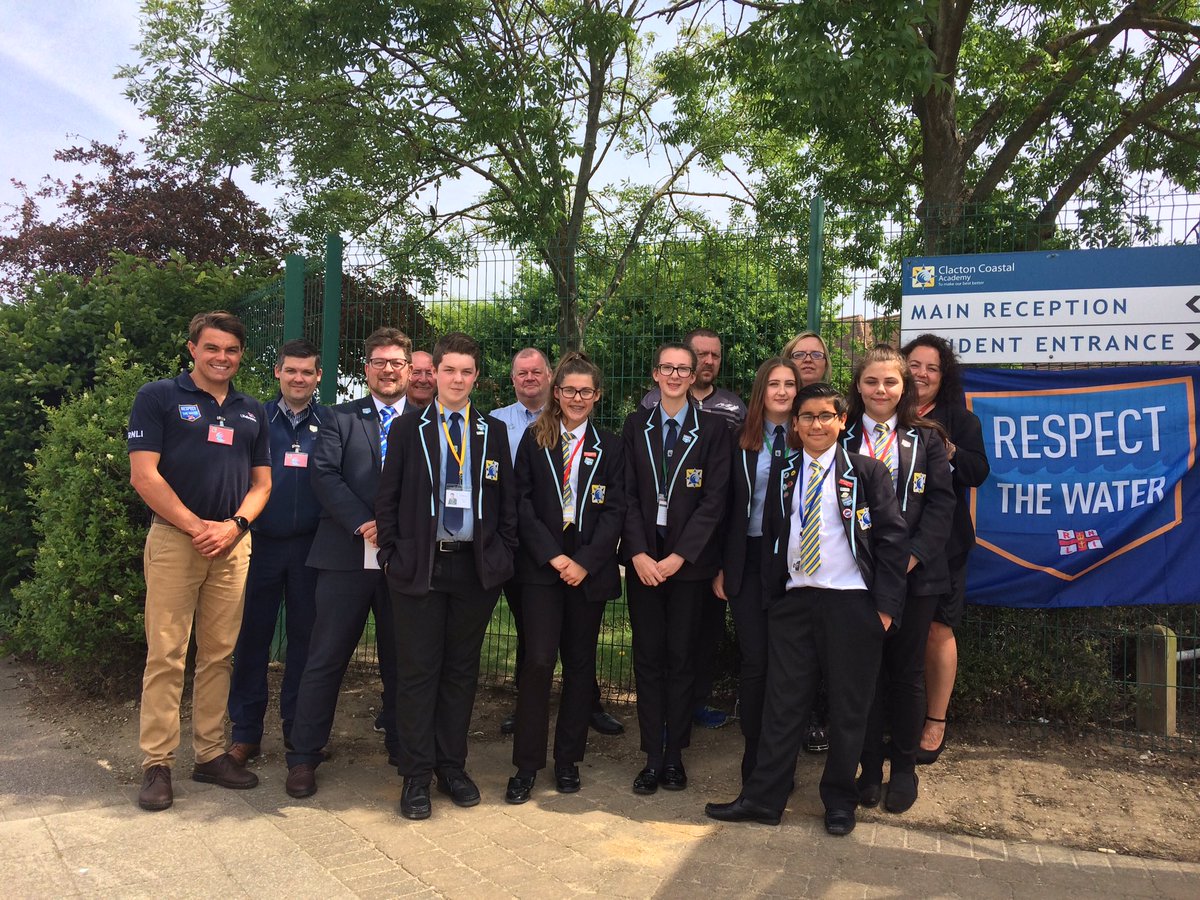 grichardson7491's tweet photo. Absolutely inspirational morning at @HeadCCA with the Youth Leadership group teaching their fellow students about #RespectTheWater with support from @ClactonRNLI. 
Peer teaching as part of their larger safety work is a real amazing sight to see. https://t.co/SvD7GQ2M7X