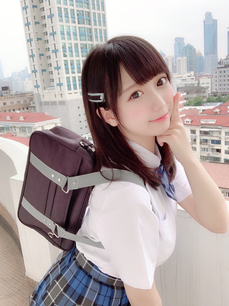 超級可愛瀏海制服美少女》#制服美少女 #Cute #Girl #Pretty #Girls #漂亮 #可愛 #青春活力