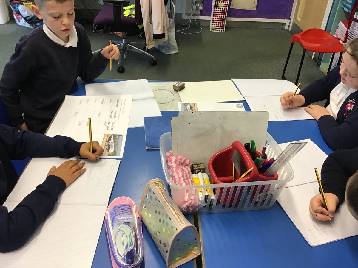 BartonCloughY3's tweet image. We moved around the room working on different time activities in Maths this morning to help us to plan our summer holiday! #mathsproject