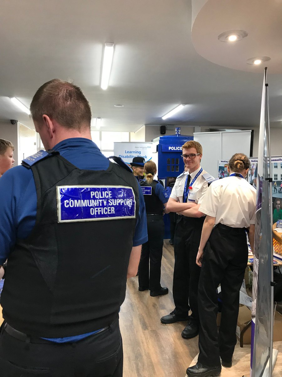 NewtonAbbotRace's tweet photo. Fab morning here so far for the #BlueLightEvent - we've had police helicopters, an impressive variety of emergency vehicles and even mounted police too 🐴 Lots to do and see for those in need in the community #BlueLight #EmergencyServices https://t.co/CMjIIzudxo