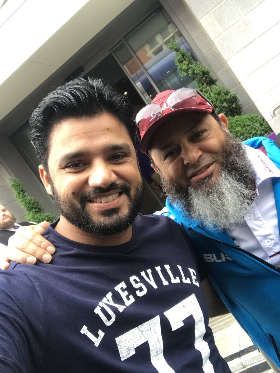 Great to catch up with my favourite <a href="/Mushy_online/">Mushtaq Ahmed</a> enjoyed wonderful breakfast.