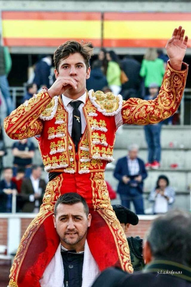 Hoy es el cumpleaños nuestro matador de toros <a href="/Alvaro1Garcia/">Álvaro García</a> y desde aquí le queremos felicitar, desearle un feliz día, que lo disfrutes como bien merece y que tenga una pronta recuperación 🎂🎂🎂