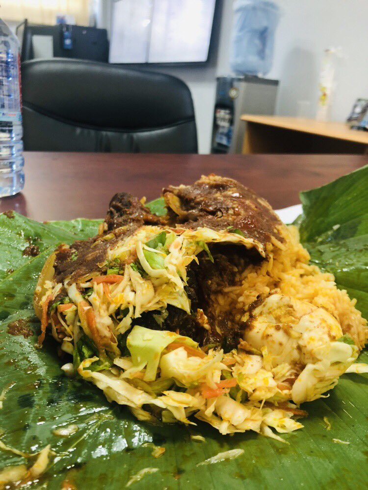 iamkwesichina's tweet photo. #VanityTuesday 

@iAmDanielDadzie the third photo is for you🤣🤣🤣 

@miz_akwele @winnie_sofeeah https://t.co/8oJT1A6djA