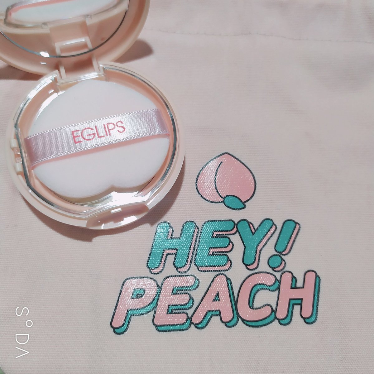Masai_Na76's tweet photo. Eglips Blur powder Peach 🍑
- ซื้อแป้งน้องพีชมาจากเว็ปของEglips ช่วงนี้มีโปรด้วยยซื้อคู่กับอะไรก็ได้แถมถุงผ้าน้องพีชล่อตาล่อใจขนาดนี้ไม่ซื้อได้งายย ตัวแป้งเนื้อละเอียดดี มีกลิ่นหอมพีชๆชอบตรงนี้ละดมได้ทั้งวัน 
#ไว้รีวิวห้ามขายของโว้ยย #Eglips https://t.co/wCmpHhpMvH
