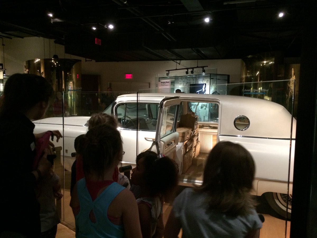 jenteaching3rd's tweet photo. Today we visited the Country Music Hall of Fame. Music we have never heard before. @eceswarriors #Read2BeReadyTN https://t.co/i70Rw65gax