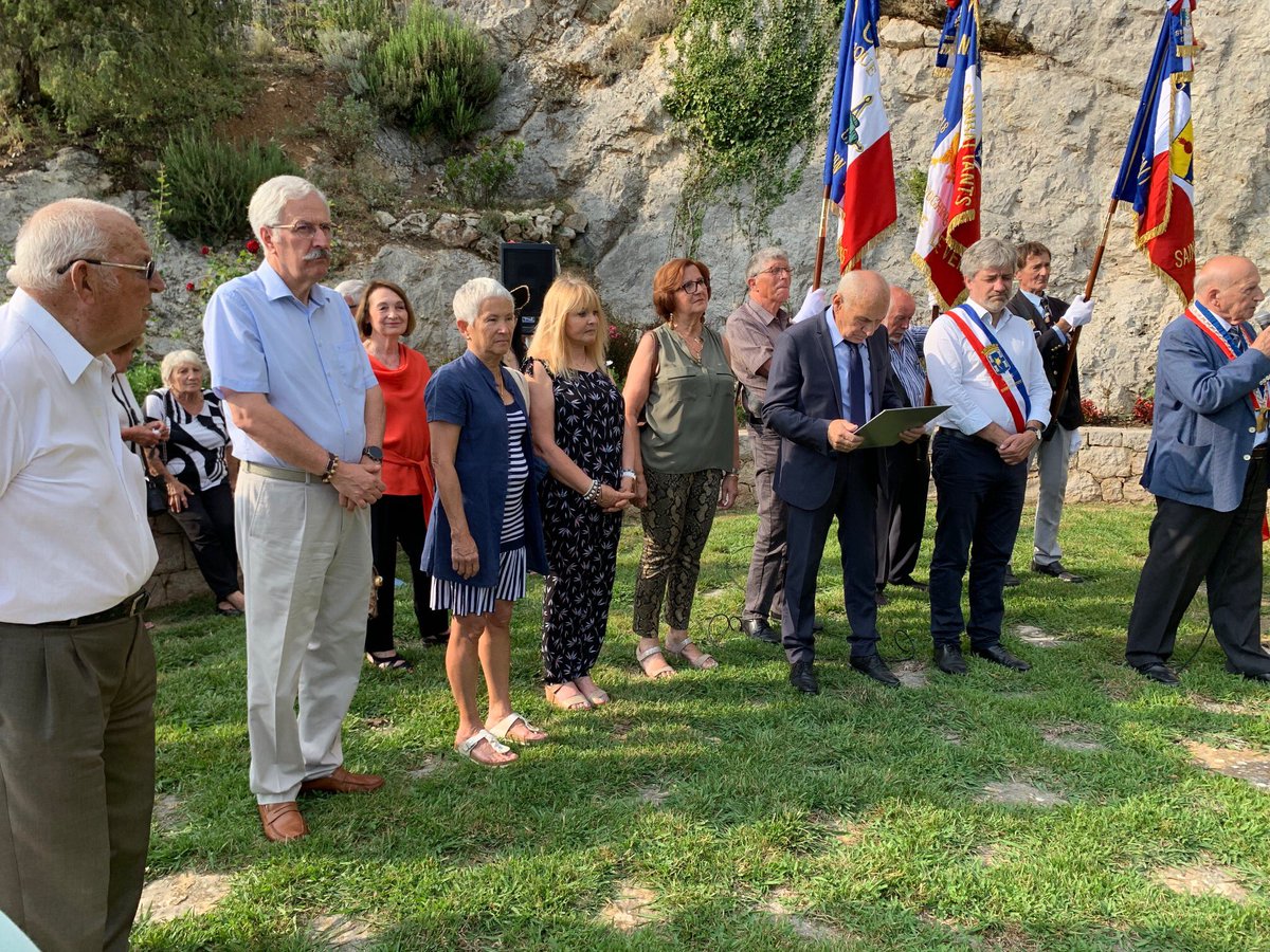 Notre commune a commémoré l’Appel du 18 juin. #Honneur #France