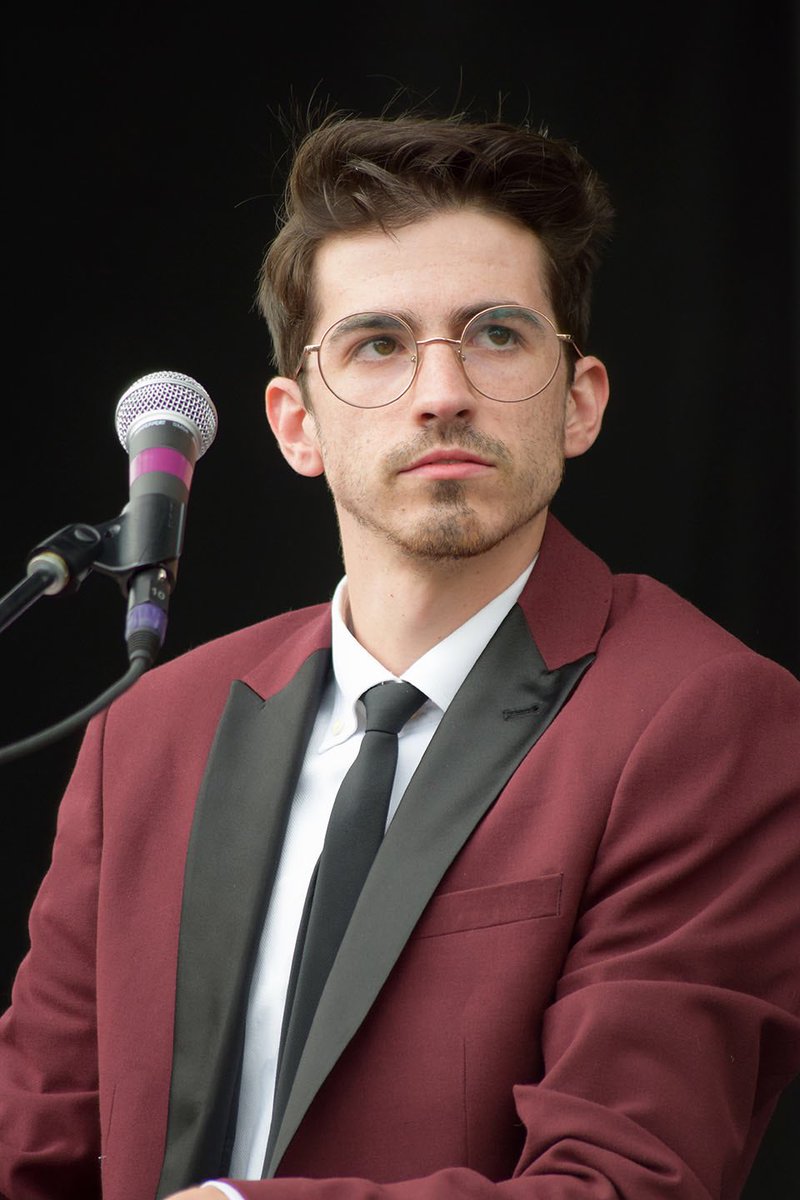 momsaidnoband's tweet image. He ages like fine wine🍷 and knows how to have a goooood time! Happy Birthday Chris aka Daddy Long Legs aka Zaddy😛 We love you buddy! Give a like and drop a comment to wish Chris a Happy Birthday🎂🎉🎁 
#happybirthday #finelikewine #keyboardmaster #zaddy #welcometothelosersclub