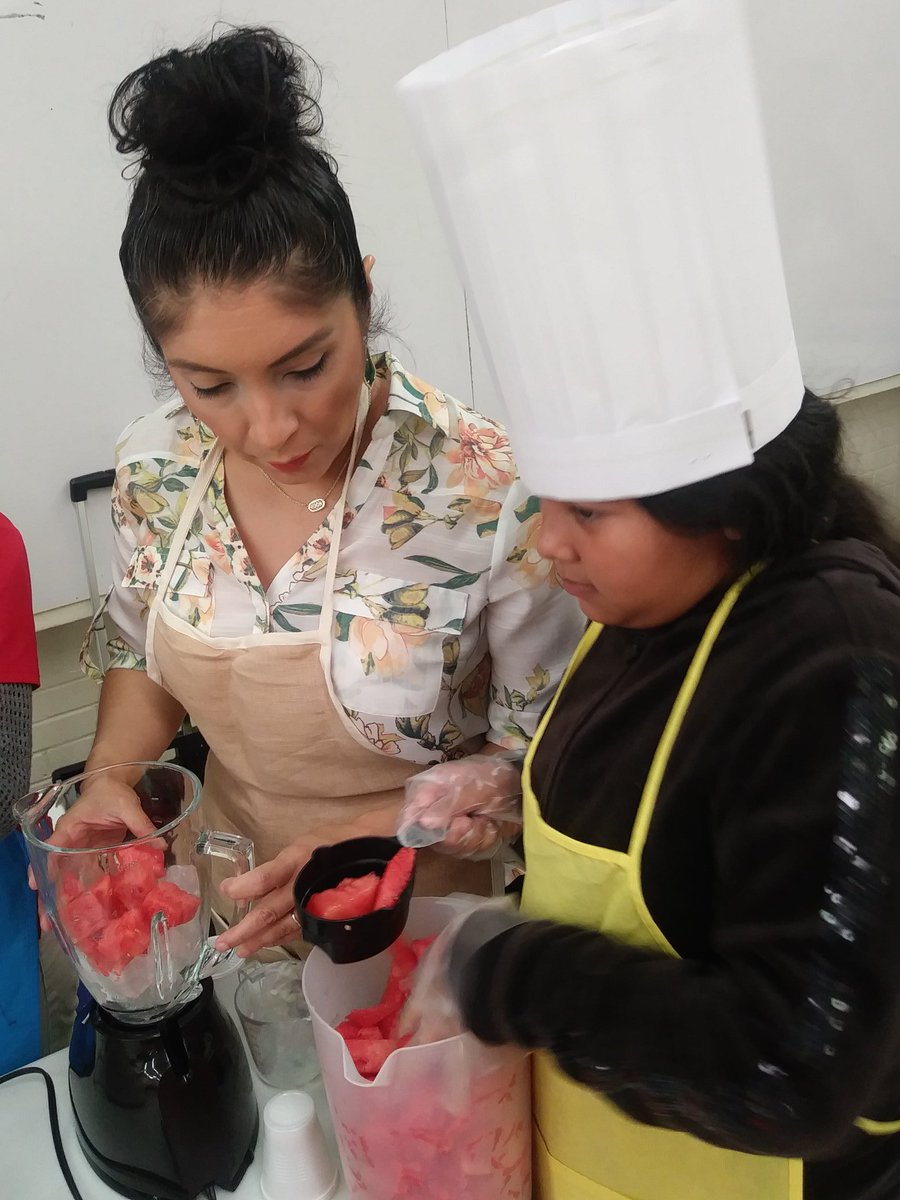 LES_ACE2018's tweet photo. Shout out to the CYD program for hosting a cooking demonstration and sampling for the parents!! https://t.co/Y60pLbOQ7k