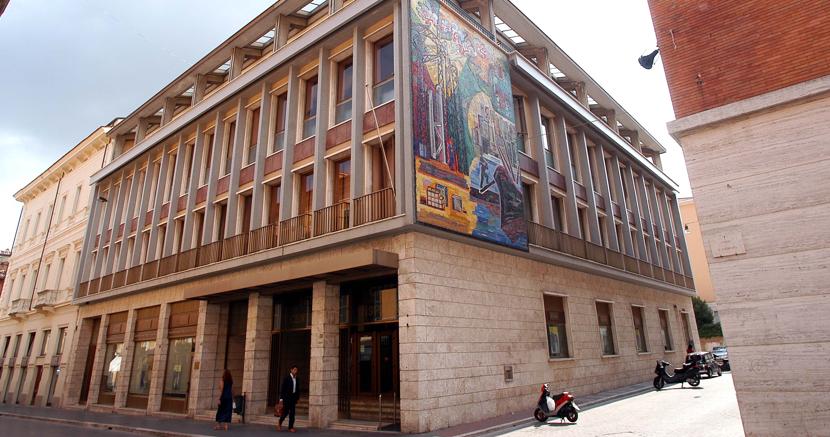 Il caso Tercas tra diritto e ricorsi dlvr.it/R6r65f