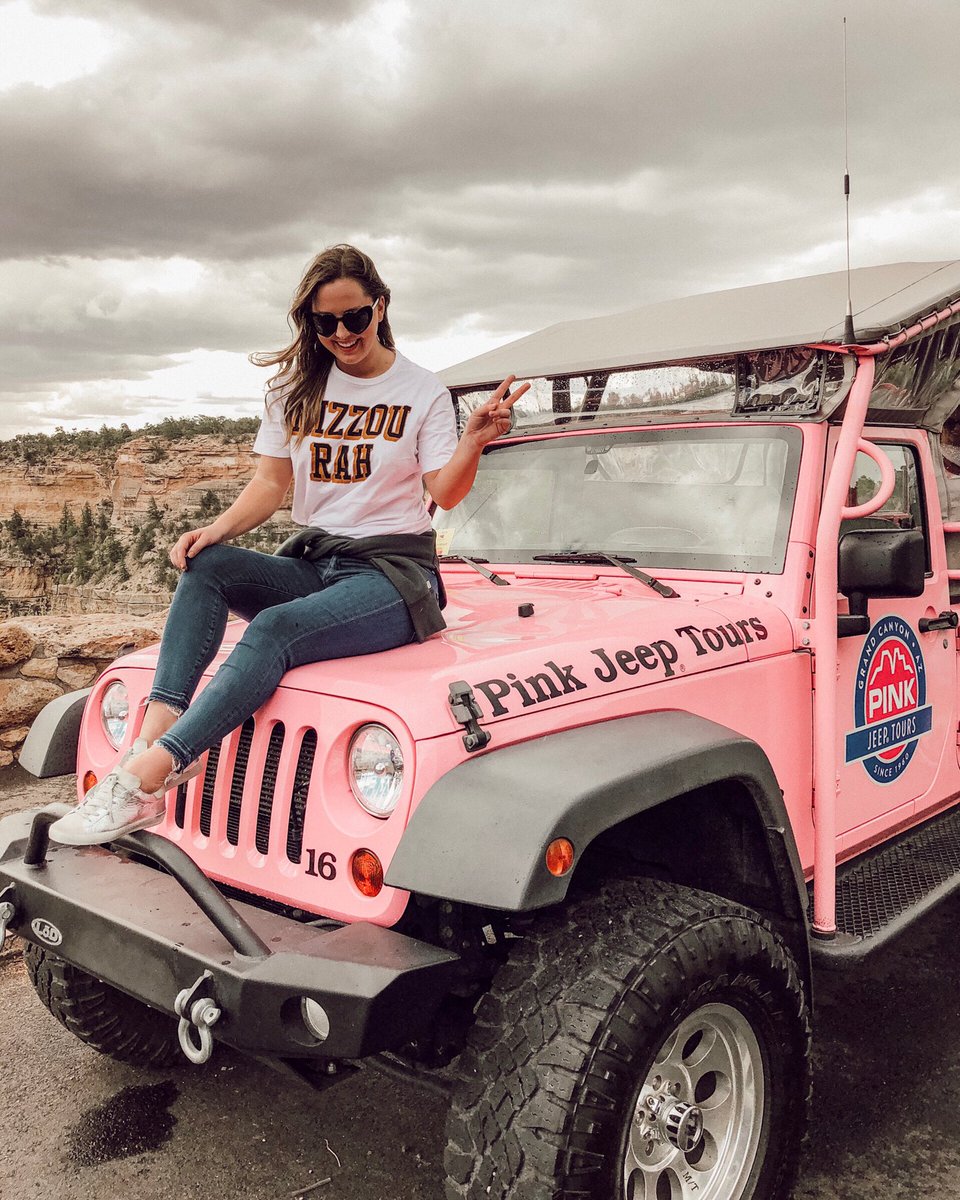 Pink Jeep philipshigh.co.uk