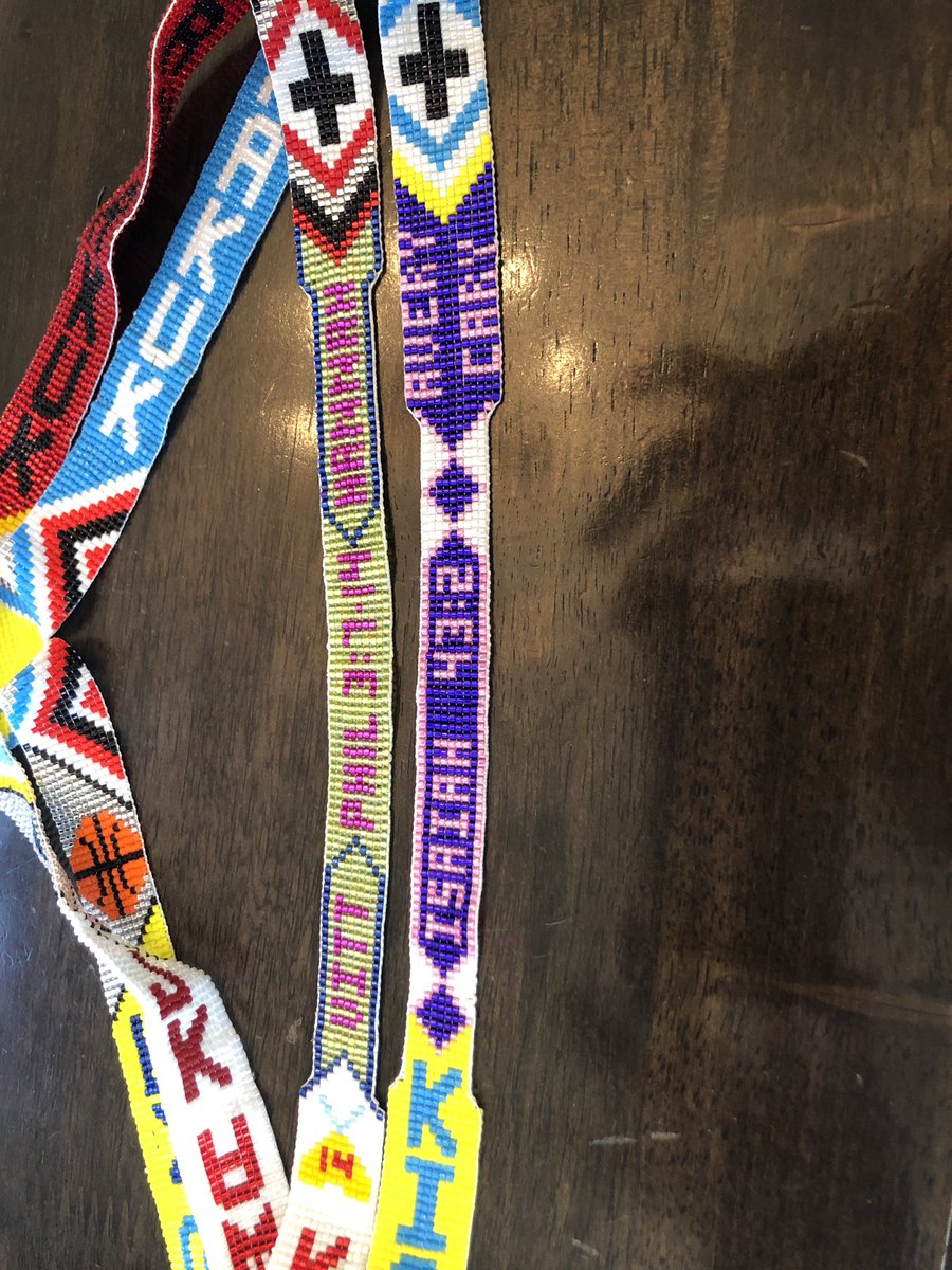 ChristyCary's tweet image. Never thought I’d bust the loom out again!! Necklaces are ready for the Term 5 Kanakuk Princesses:) @averycaryy #kickapoo #kiowa @KanakukKSeven