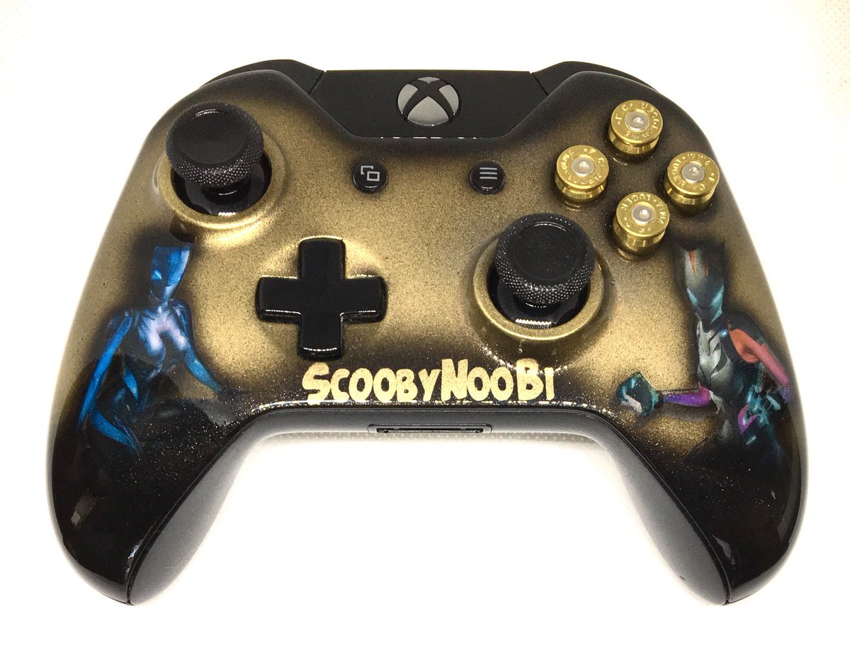 GeekServices's tweet image. Salut à tous,
Superbe réalisation sur mesure Xone pour changer 😃
-Perso Base Gold/Black métallisée 
-Pseudo sur mesure 
-Logos choisis par le client
-Boutons balles
Sympa non?

geek-services.fr