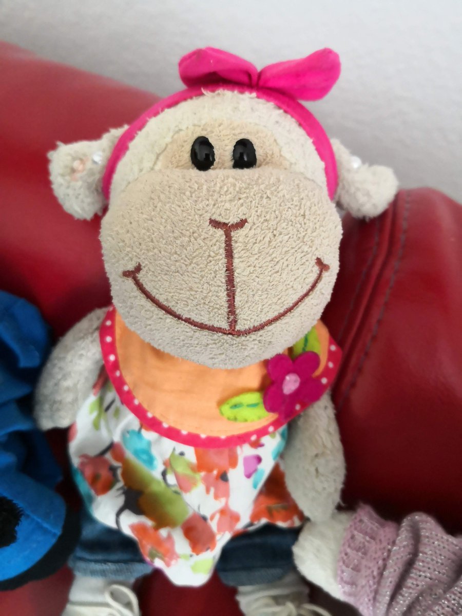 lumi_princess's tweet image. I am still the prettiest ... ❤️

#fashion #flowers #summerdress #summer #fashionblogger