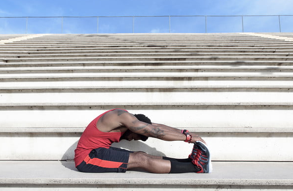 jmagnacca's tweet photo. Strength, training, and stretching should go hand in hand for a safer and better workout. During #MensHealthMonth, make it a priority to incorporate stretching into every workout, avoid injury, and end up with better results. #BenefitsOfStretching https://t.co/nBge9h9BIm https://t.co/XIYz75ugXU