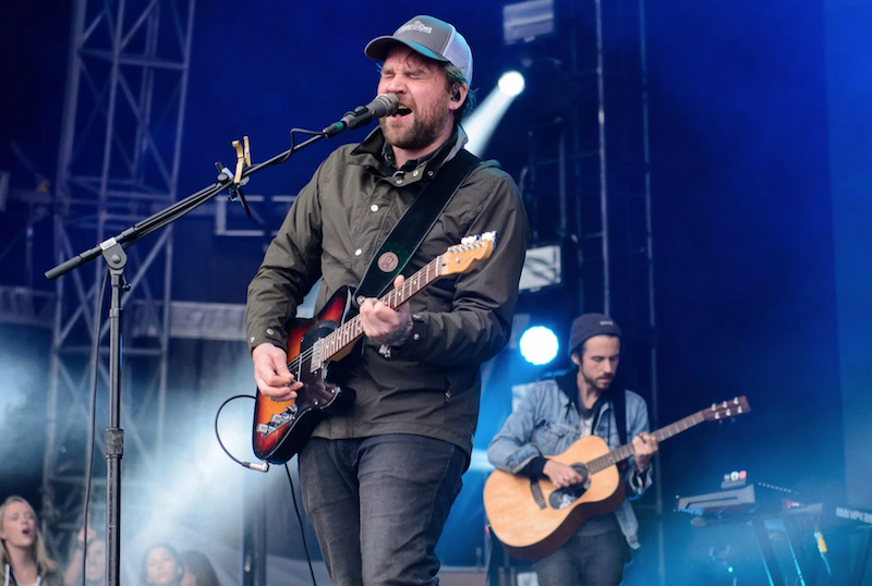consequence's tweet image. Frightened Rabbit are celebrating the 10th anniversary of The Midnight Organ Fight with a tribute album, featuring Aaron Dessner, Lauren Mayberry, Julien Baker, and more: cos.lv/DmIM50uHfWx #TinyChanges