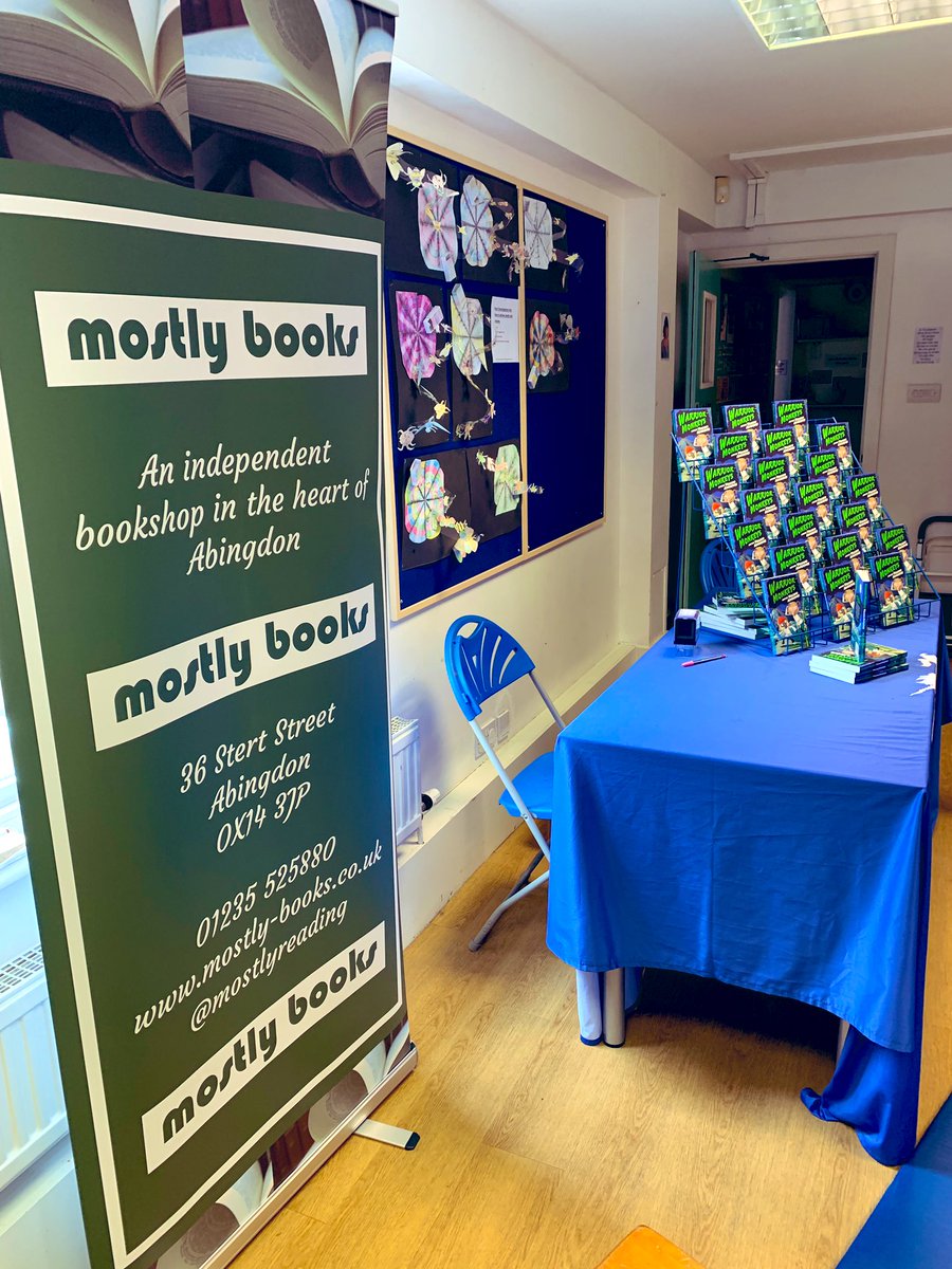 MostlyReading's tweet photo. We’re at @UnicornOxford with @ffukwarrior this afternoon. #MartialArts at the ready! @OUPChildrens #WarriorMonkeys #books #authors #authorevent #schools #abingdon #abingdonevents #authorevents https://t.co/XH3NQk1haW