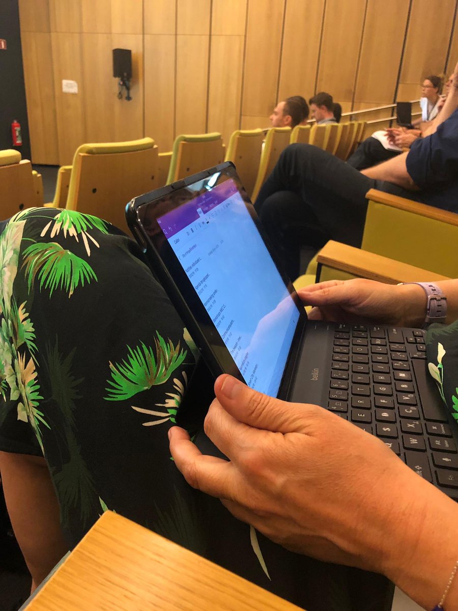 tsasken's tweet photo. Overlegplatform City of Things XL 📊📈📉  De eerste conclusies leiden tot interessante projectoproep voor 2019. VVSG trekt volop mee aan de kar. #smartcity #cityofthings #dehypevoorbij  #lokaalDNA https://t.co/LRQaZjXUxR