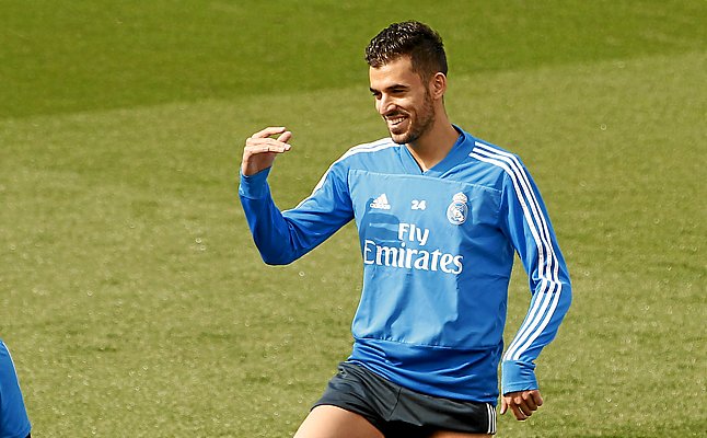 ¿En qué equipo te gustaría que jugara Ceballos la próxima temporada?
🔁Sevilla FC
💚Betis
🗣️Otro