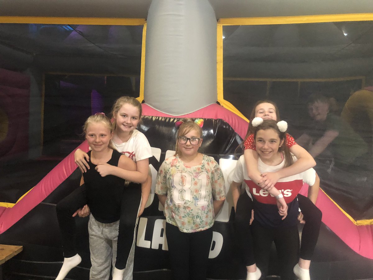 y6goldfinch's tweet photo. #jumpinc #year6 https://t.co/jOGFGFYFY9