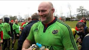 ireland101com's tweet photo. RT Congrats to #rugbylegend John "The Bull" Hayes 2019 Winner of #omalleygathering Sports Legend Award, Sun Jun 23rd #Limerick. 1st @IrishRugby player to win 100 caps! Wins include 2x @Munsterrugby #HeinekenCup 1xGrandSlam &amp; 4xTripleCrowns &amp; 2xLionsTours🏉
https://t.co/Nezarm8NuZ https://t.co/1yFe3xX3rd