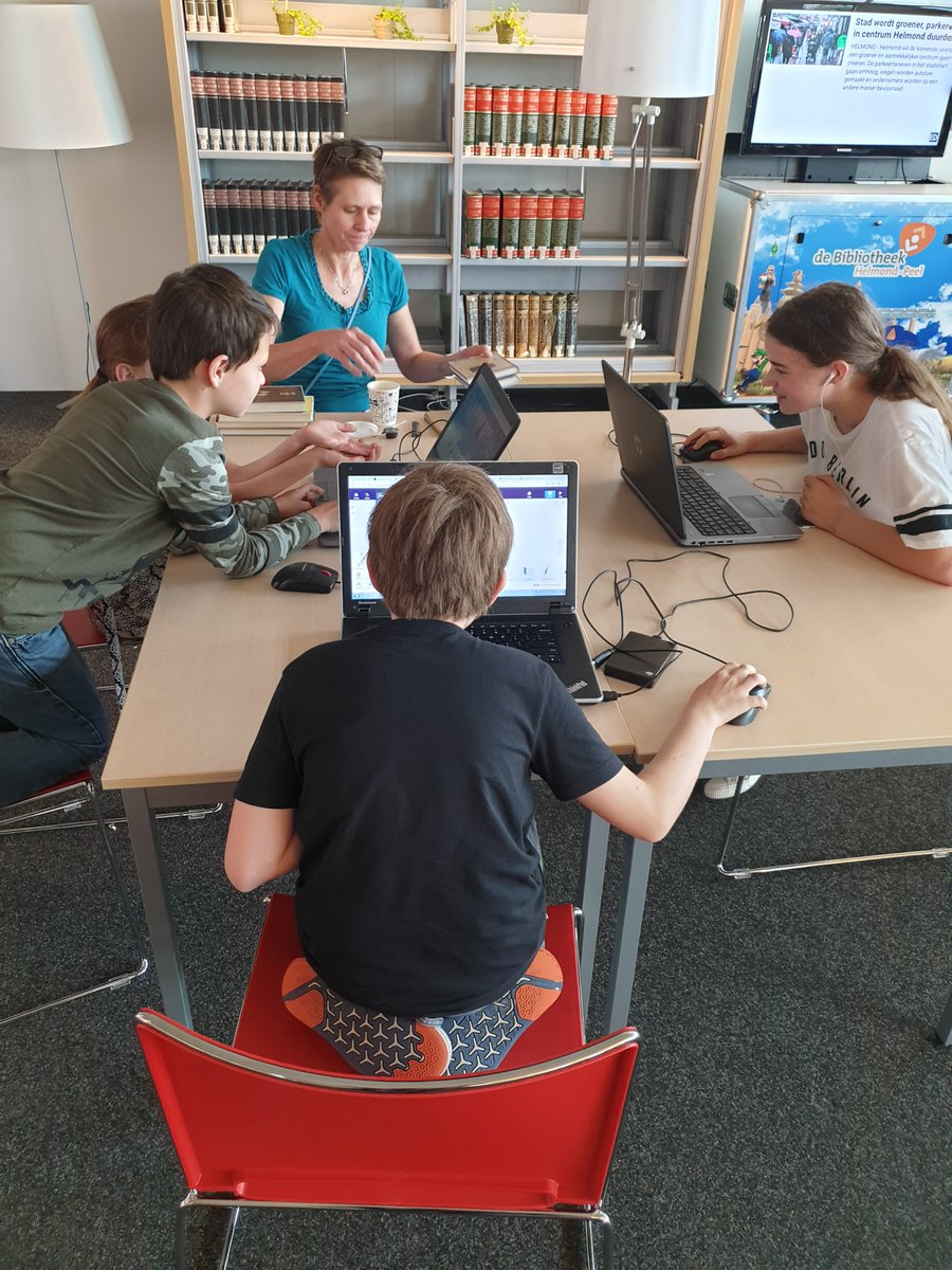 CoderdojoH's tweet image. Afgelopen zaterdag was het alweer de laatste editie v/h schooljaar. Na de zomer gaan we verder met @CoSpaces_Edu en #Virtualreality. Voor nu aan iedereen een fijne zomervakantie.  #coderdojo #Helmond