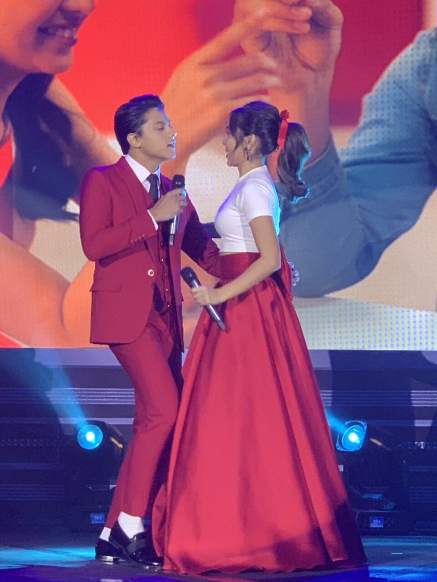 titavi_'s tweet photo. Hello Mr and Mrs Colonel💙❤️ https://t.co/0zOTlywW9j