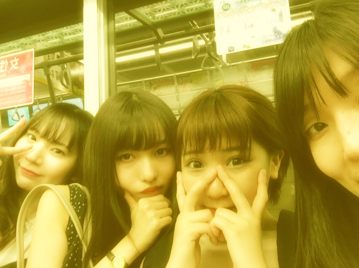 中村まゆ 役者 声優 今舞台稽古終わりました 本番まであと10日 課題は山積み 写真の美女たちは 左から順に 市瀬歩 ちゃん 高梨うみ ちゃん 秋元結季 ちゃん 中村まゆ です 中村まゆ 役者 声優 今舞台稽古終わりました 本番まであと10日 課題は山積み 写真の美女たちは 左から順に 市瀬歩 ちゃん 高梨うみ ちゃん 秋元結季 ちゃん 中村まゆ です
