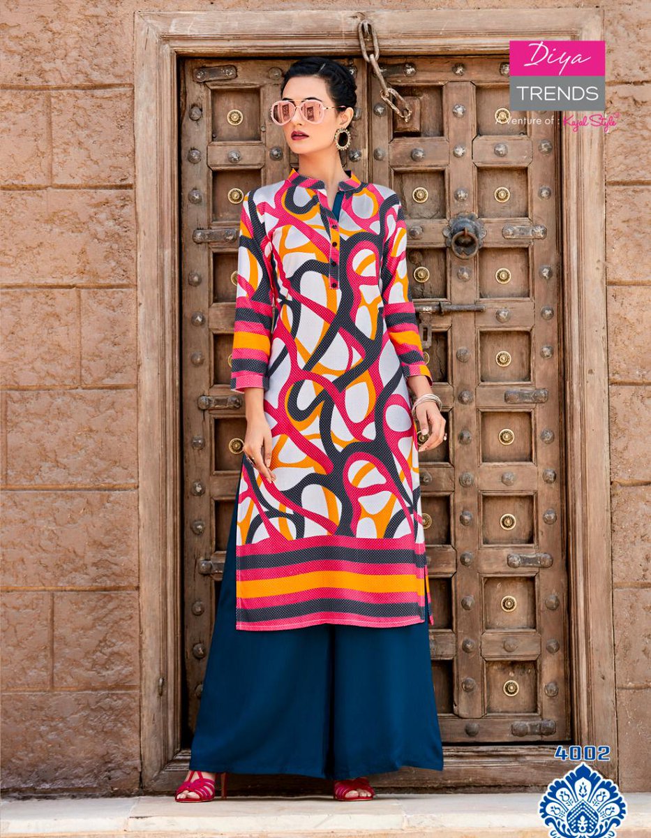 fennypatel1's tweet photo. Designer kurtis shoping now !!
#kurtis #rayon #print #straight #girlslike #partywear #beautiful #surat #gujarat #india #ashirwadonlineagencies
For more order/price whatsapp me: +91 7575003053
Fore daily updates DOWN. NOW OUR 
APP:- https://t.co/ug8Jw5nlNO https://t.co/BLq6RnhmgV