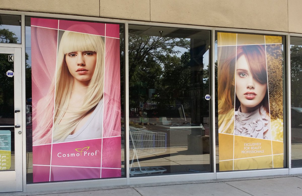 WrapsMax's tweet image. Window wraps are a great way to amplify your business and advertise your products.
Custom window graphics may be tricky to install. Reach our experts to fix window wraps or lettering. 
Visit: maxvehiclewraps.com/window-wraps 
#maxvehiclewraps #NYC #WindowWraps #lettering #advertising