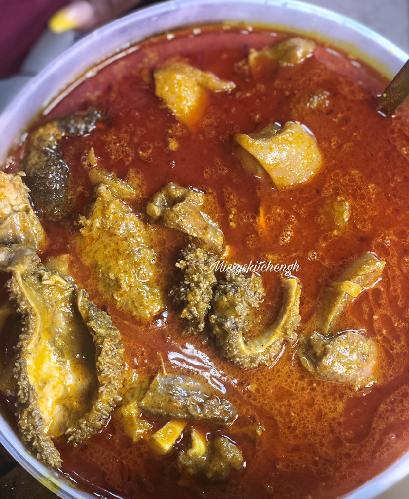 missyskitchengh's tweet photo. Do you need your fridge packed with different kinds of meals? Contact #Missyskitchengh now on WhatsApp 0232646614 / call 0209151583with your detailed order and we’d get it done ✅ 🥘 #ShattaTuesdayMarket 🙏🏾👌🏾 https://t.co/4aJO7b3Bgk