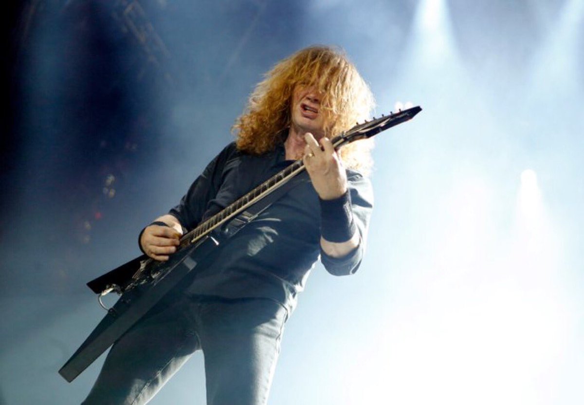 turkcerockzone's tweet photo. Megadeth’in kurucusu Dave Mustaine gırtlak kanserine yakalandı. https://t.co/3bYU8QWknQ