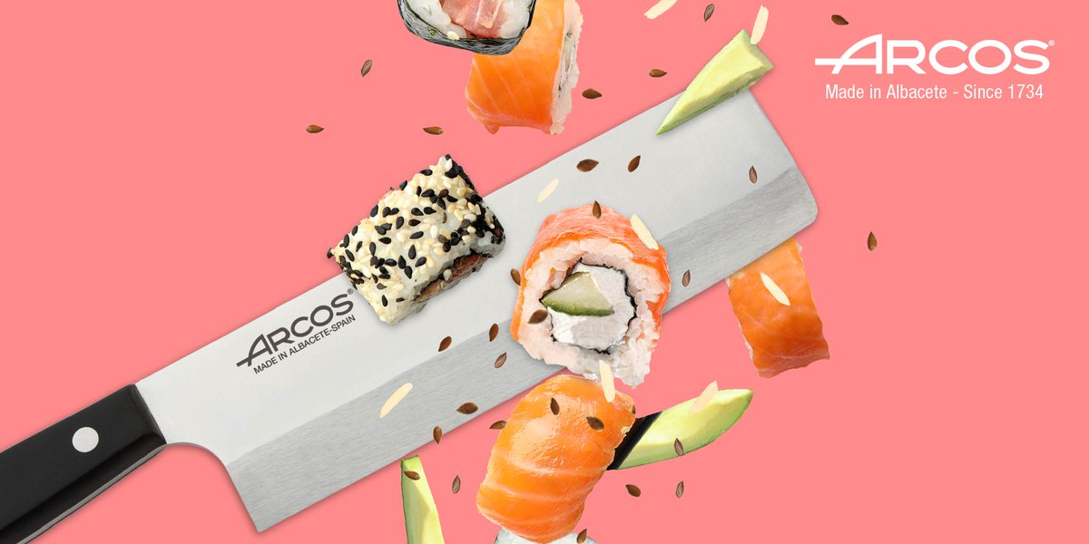 Arcos's tweet photo. ¡Feliz Día Internacional del Sushi! 🔪🍣🥢
Equípate con los cuchillos necesarios para prepararlo tú mismo.
Cuchillos japoneses - https://t.co/NvDYAPrtdu
#CuchillosArcos #JapaneseKnives #usuba #sushi #santoku #deba #yanagiba https://t.co/pIp6lqDDW1