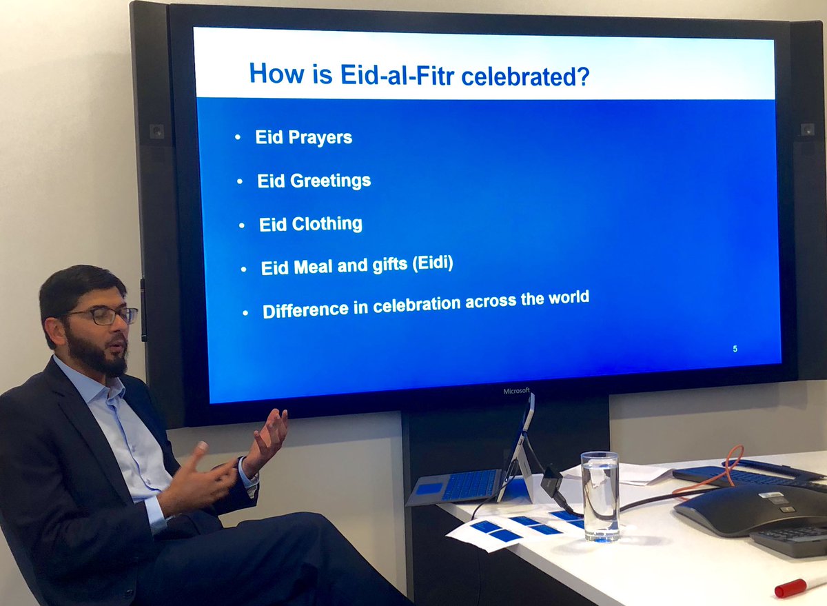 ajpcarr's tweet photo. So good to be able to meet and hear @QariAsim speak again at @NHSDigital #MultifaithNetwork
Such a compelling and engaging speaker, a privilege to hear him explaining #Eid https://t.co/Pc9a0kEdxy